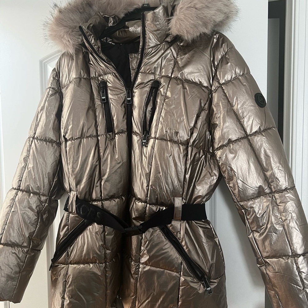 Hooded Belted Shiny Puffer Coat/Jacket size XL, NWT